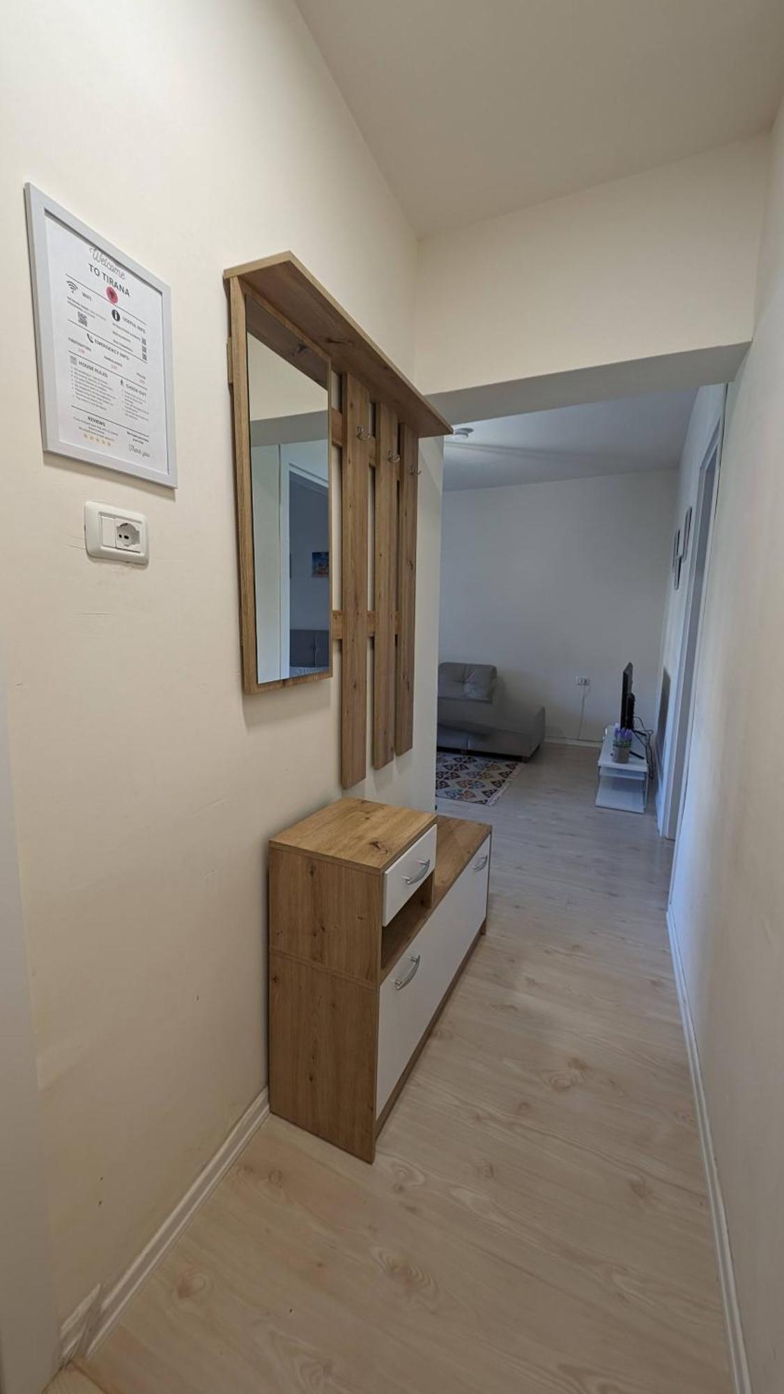 Modern Cozy Apartment 10 Min Walk To Skanderbeg Square Тирана Экстерьер фото